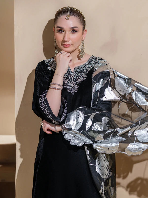 HEERAS - Black Stella Regală Velvet