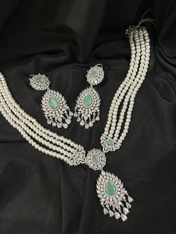 Quzey AD Green Maala Set