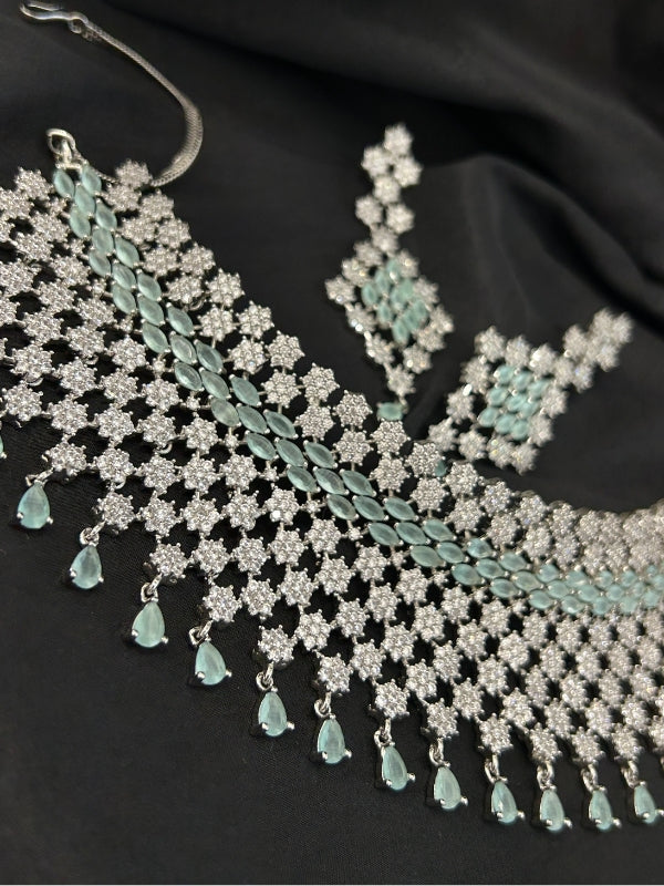Quzey AD Green Stone Necklace Set