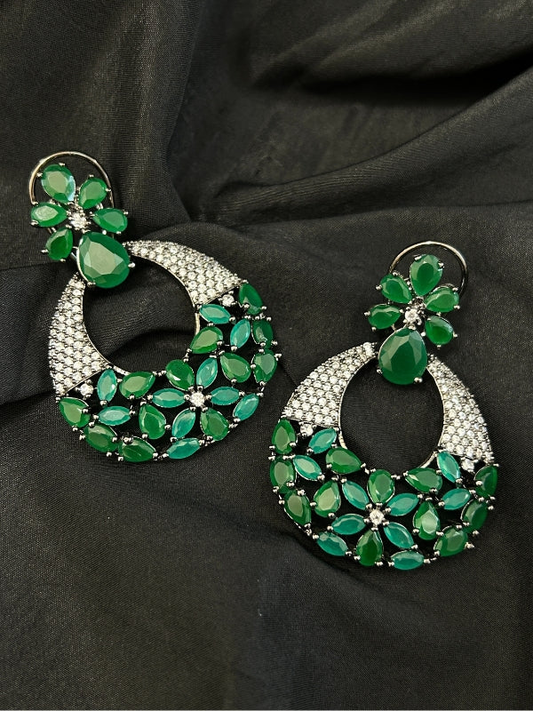 Quzey AD Emerald Earrings