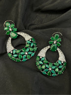 Quzey AD Emerald Earrings