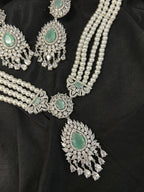 Quzey AD Green Maala Set