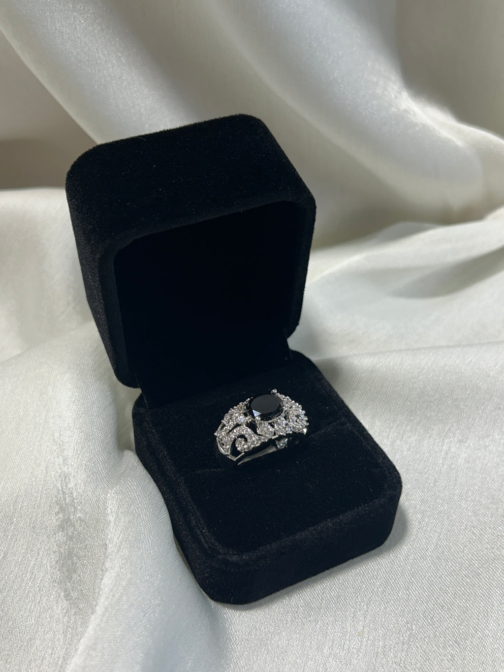 Quzey AD Obsidian Ring