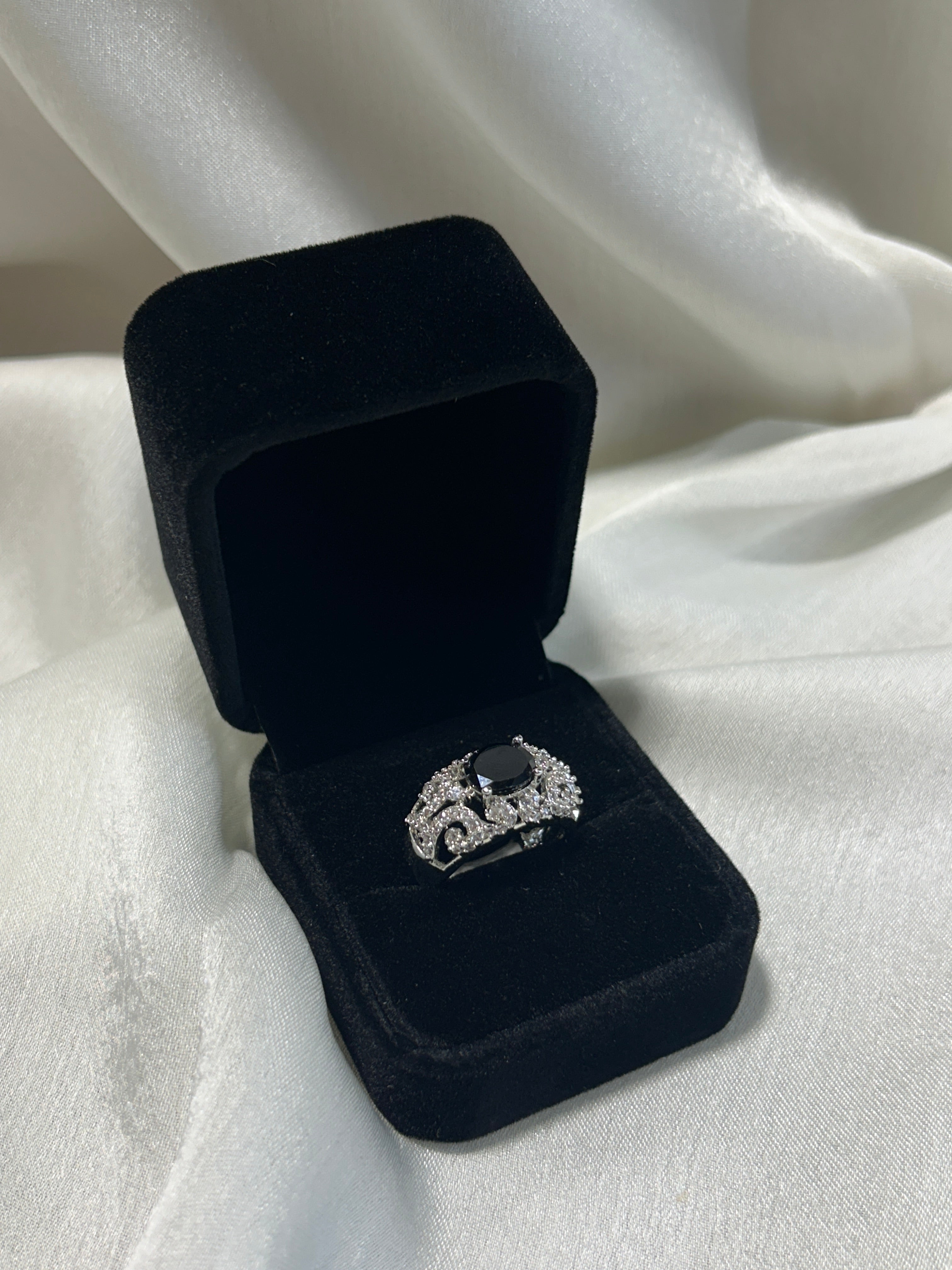 Quzey AD Obsidian Ring