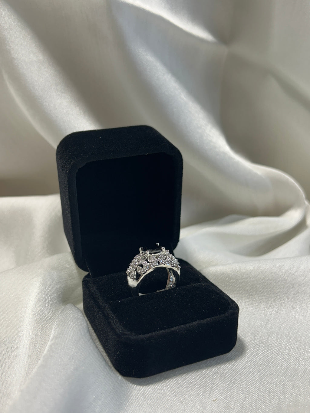 Quzey AD Obsidian Ring