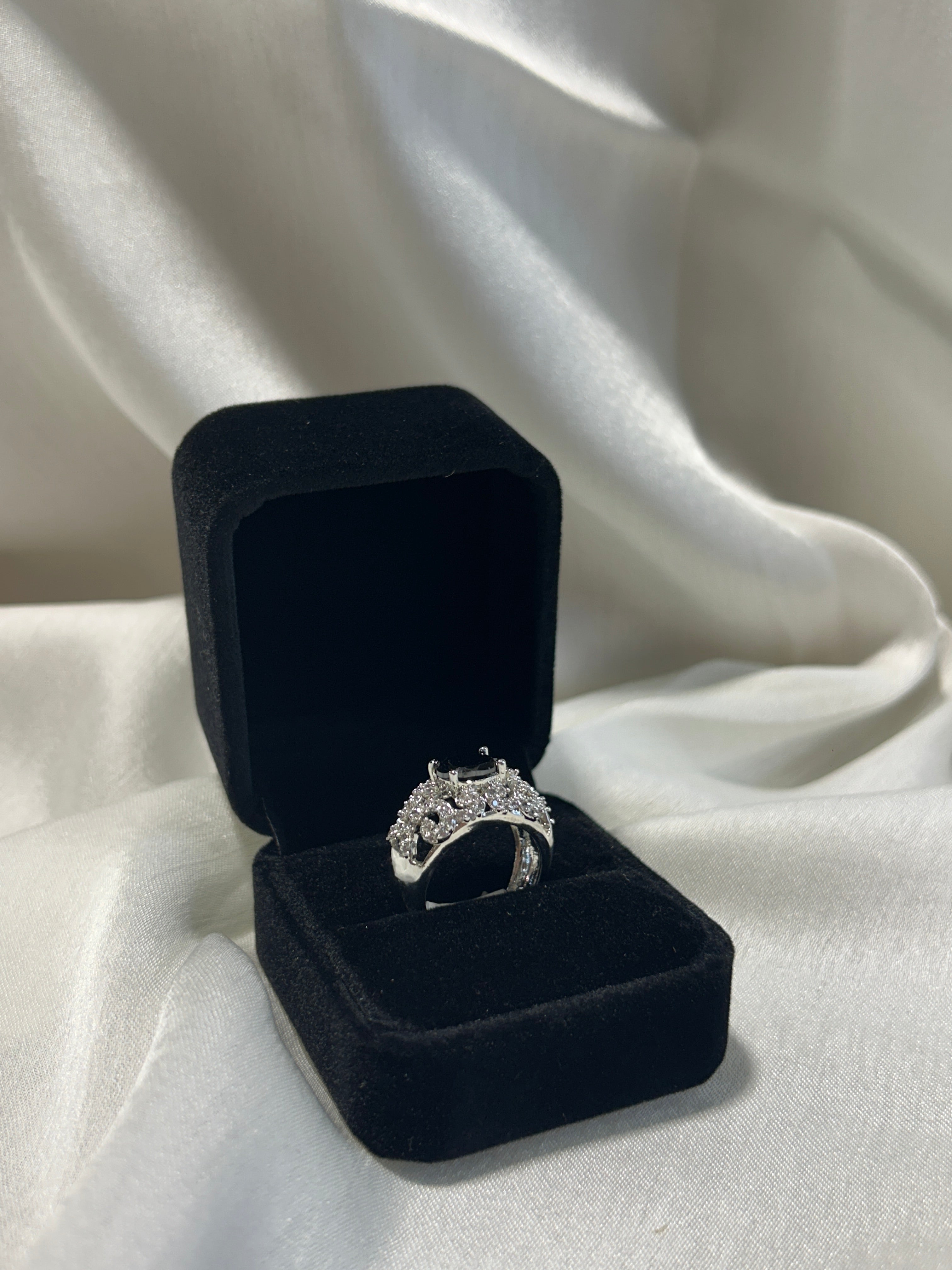 Quzey AD Obsidian Ring