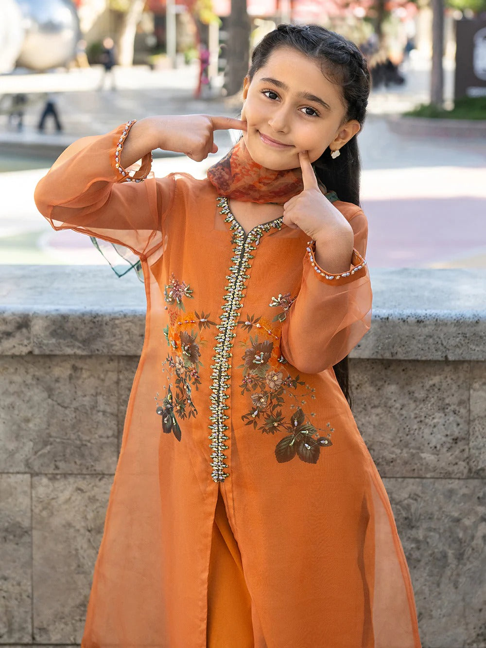 Quzey Festive MMM - AN-156