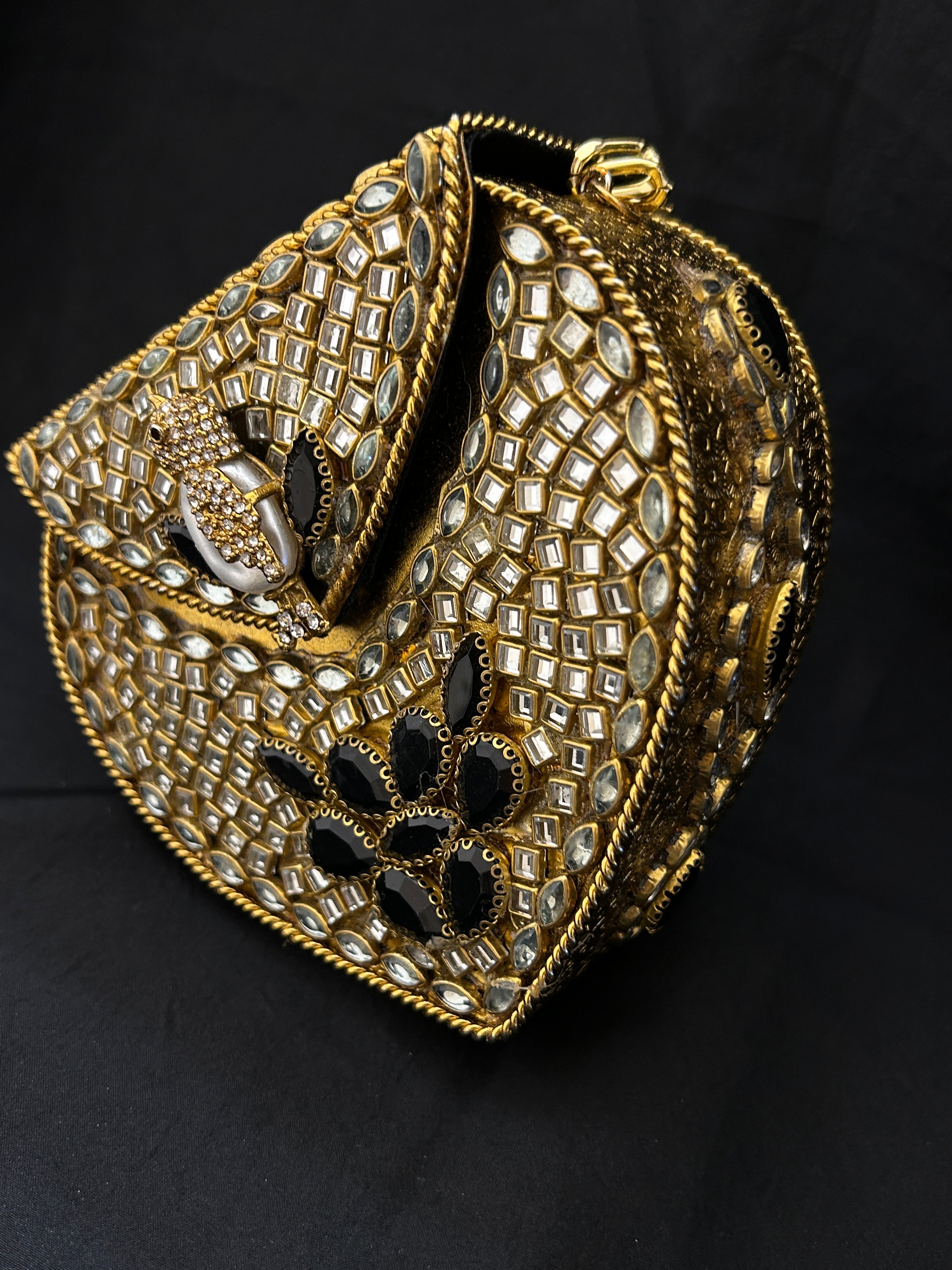 Quzey Black Kundan Clutch