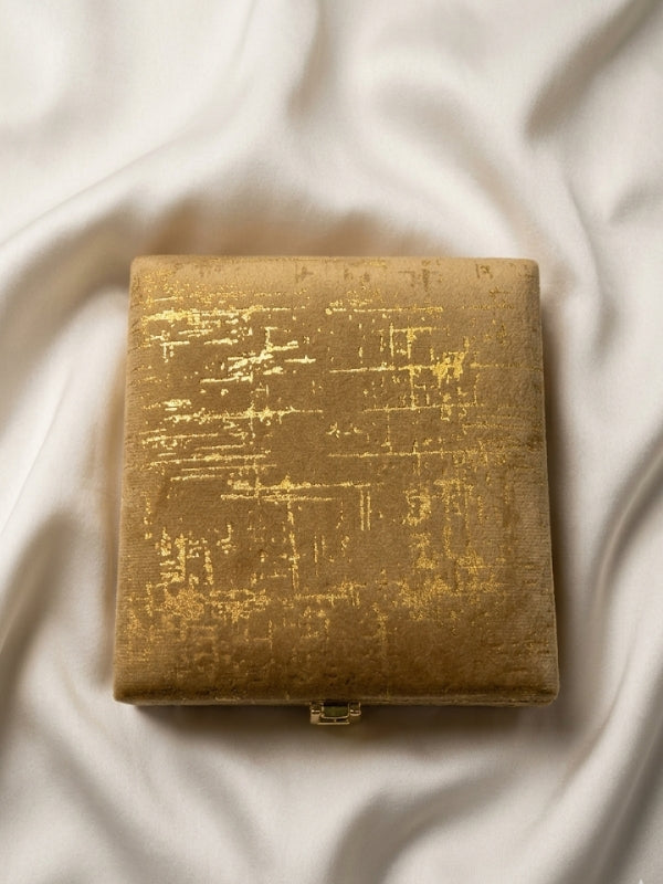 Quzey Jewellery Box - Golden (19x18x4.5)