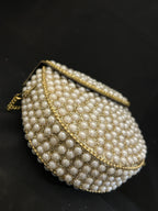 Quzey Pearl Stone Clutch