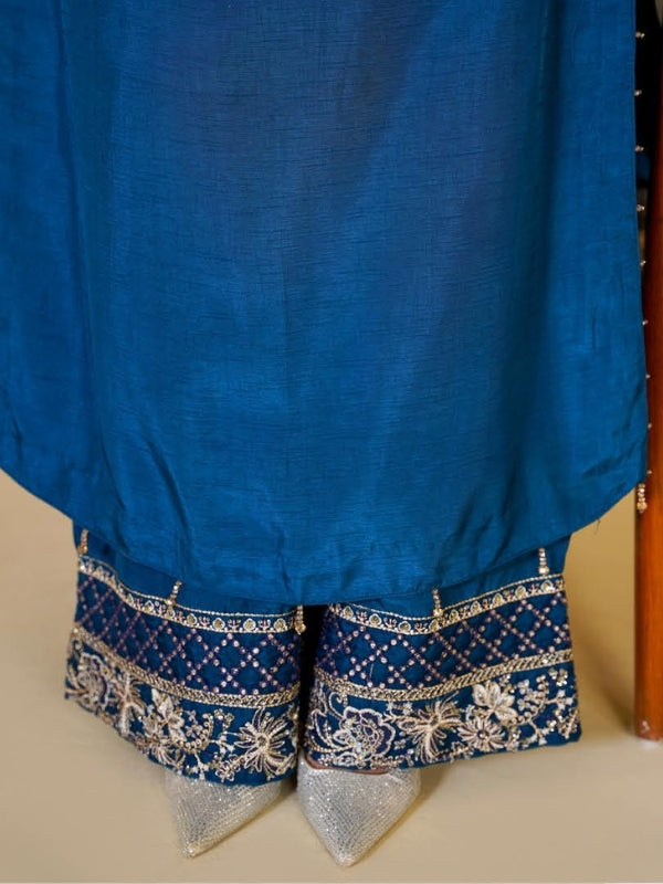 Quzey Raw-Silk Formals AR-01