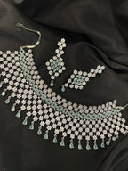 Quzey AD Green Stone Necklace Set
