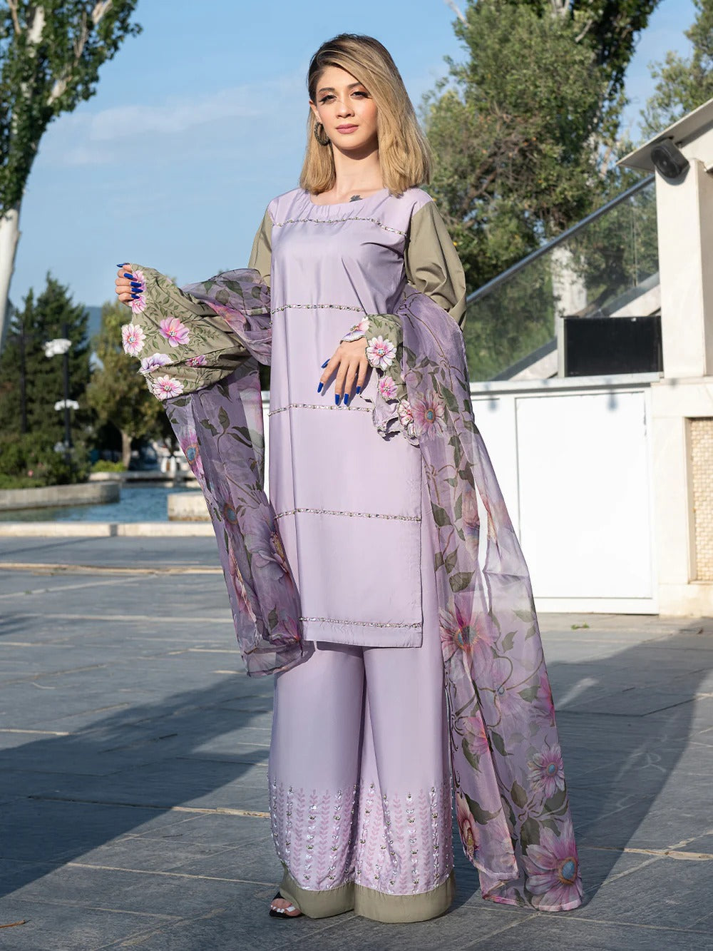 Quzey Festive MMM - AN-157