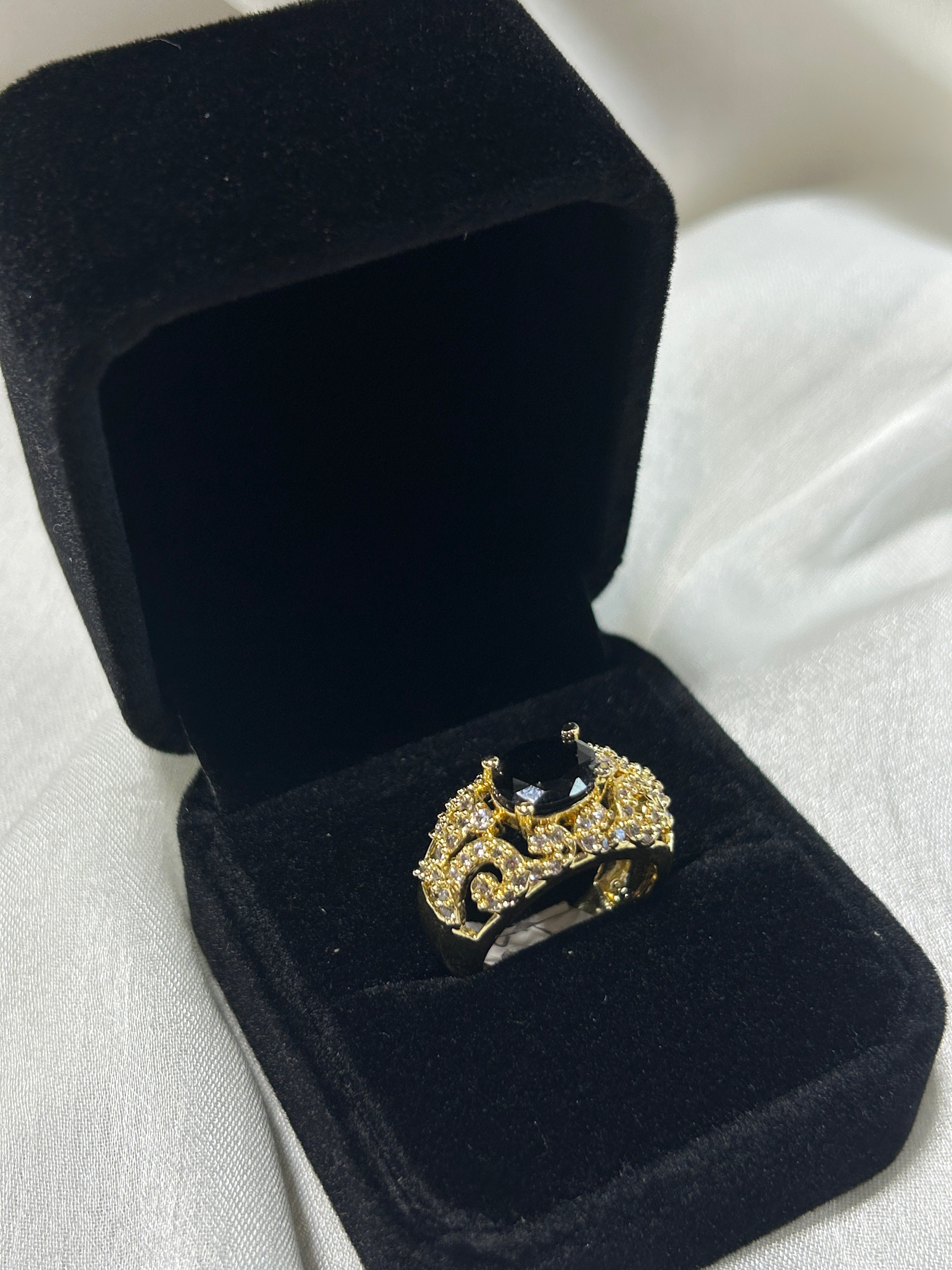 Quzey Black Stone Ring