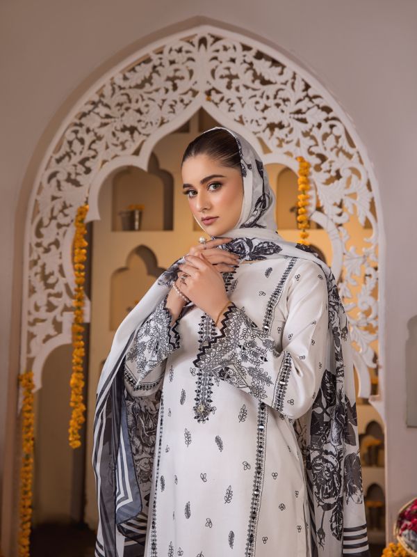 Quzey-H0021 White Noir