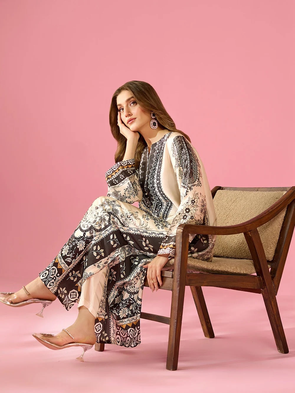 Quzey Silk Kaftan - NOIR