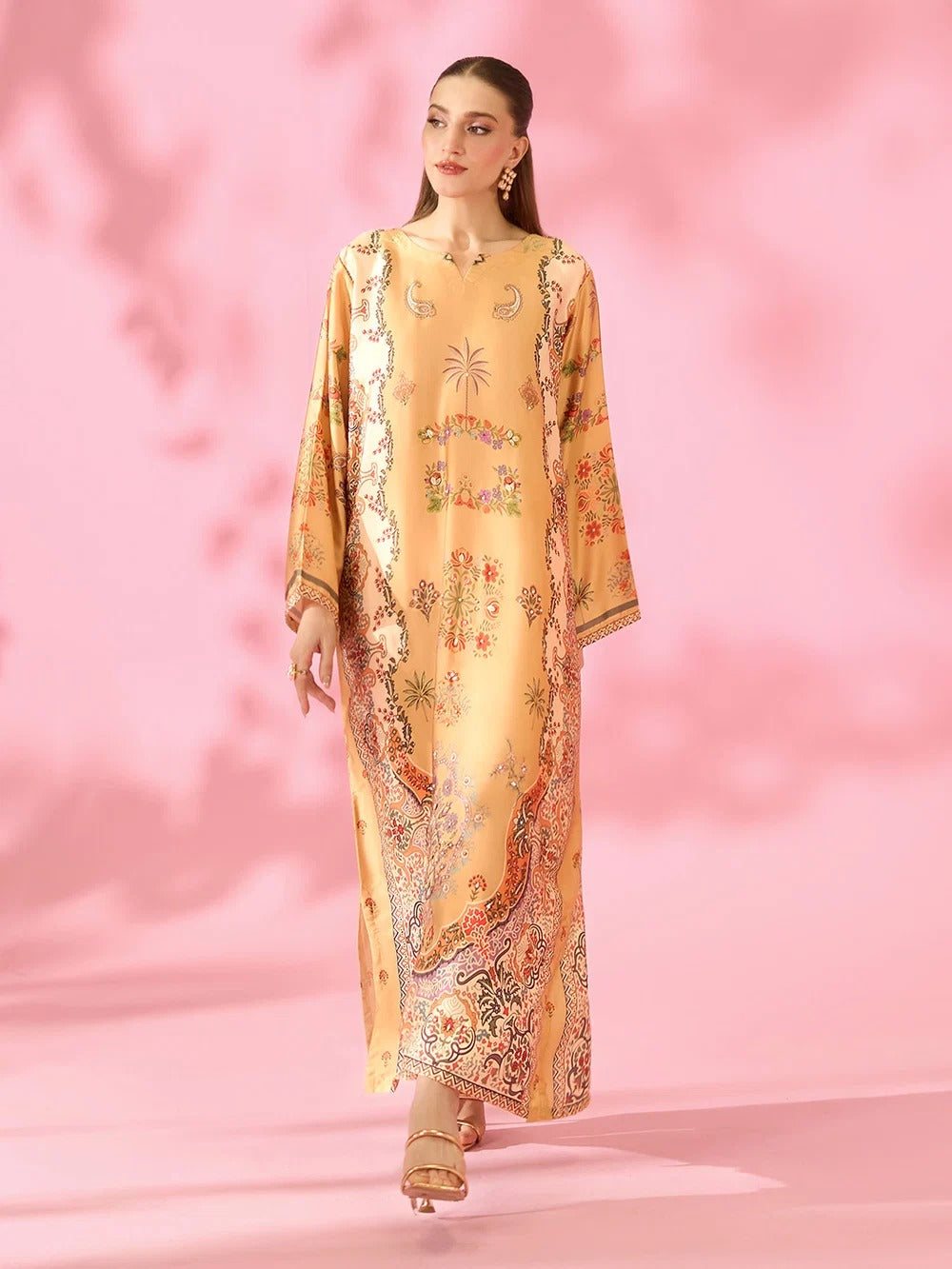 Quzey Silk Kaftan - SUNEHRI