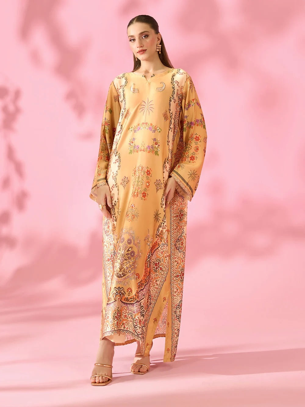 Quzey Silk Kaftan - SUNEHRI