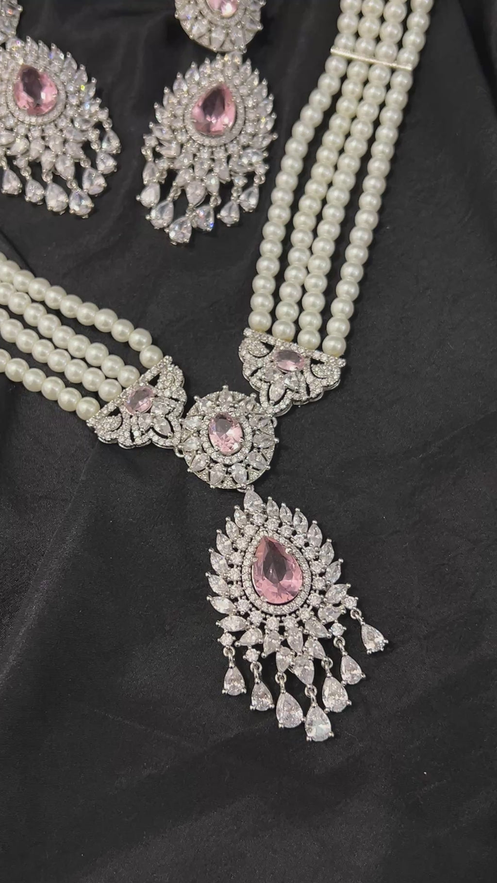 Quzey AD Pink Maala Set