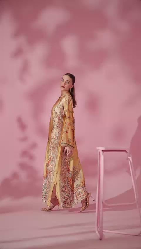 Quzey Silk Kaftan - SUNEHRI
