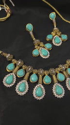 Quzey Turquoise Necklace Set