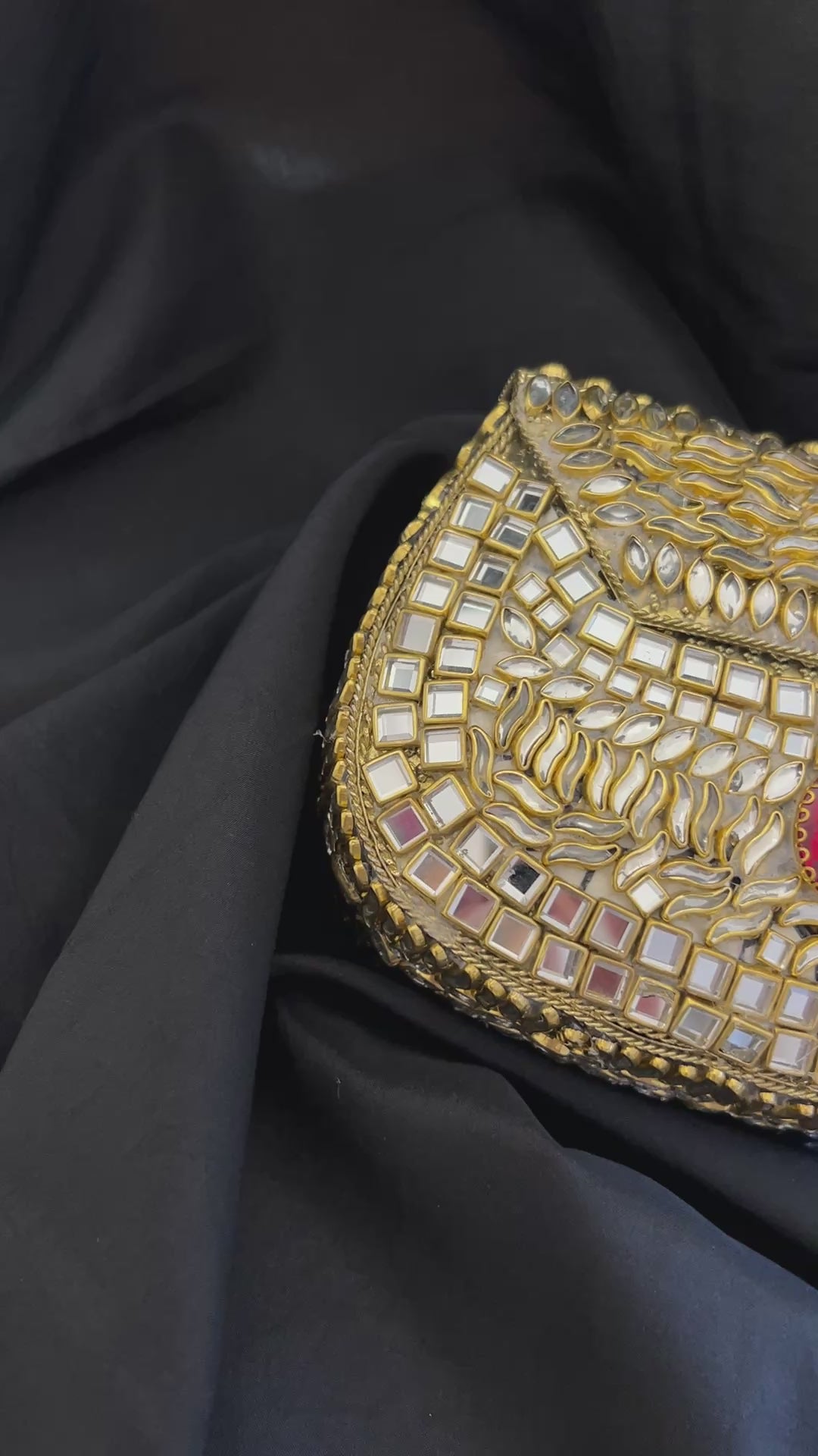 Quzey Kundan Brass Clutch - Red