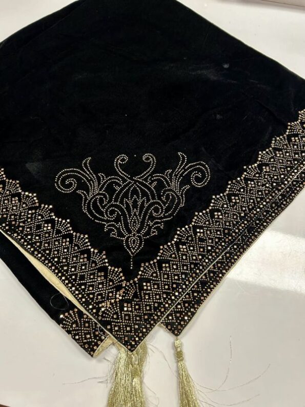 Quzey Swarovski Shawl - Black