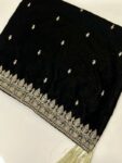 Quzey Velvet Shawl – Black Noir