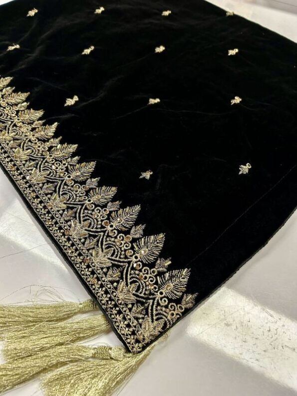 Quzey Velvet Shawl - Black Noir