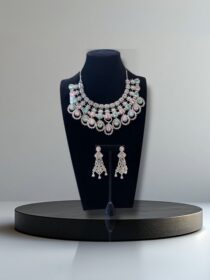 Quzey Multilayer AD Necklace Set